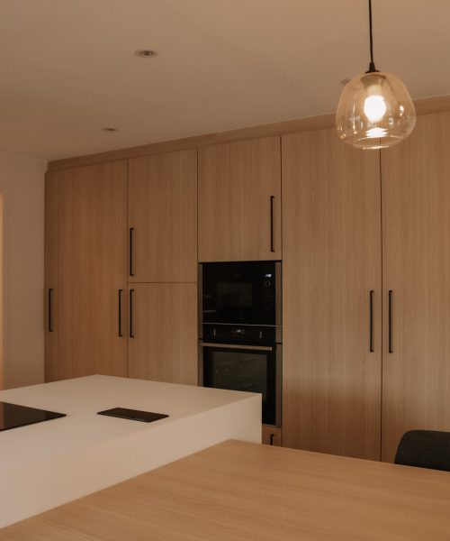 Cuisine ouverte et rangements astucieux